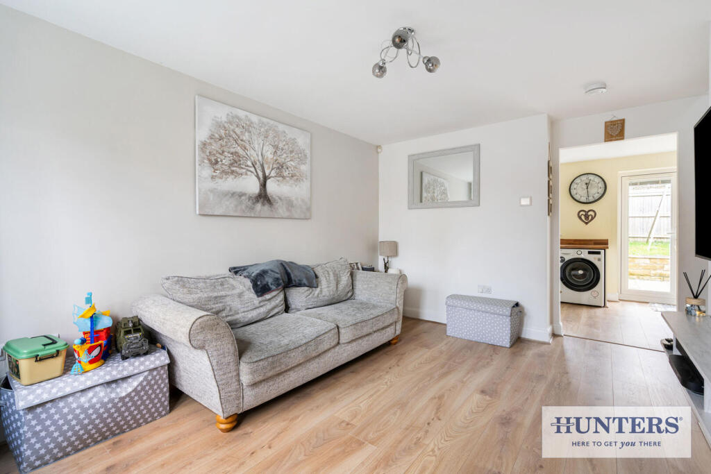 House in Bradford, Brompton Fold, Greengates - View 4