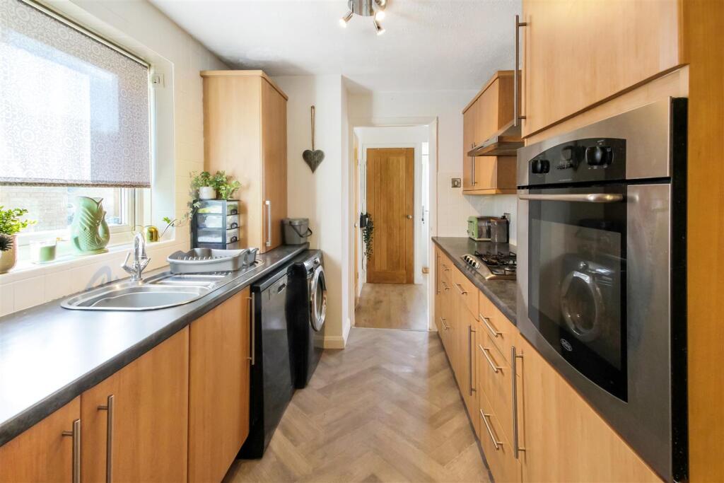 House in Darlington, Hurworth - More