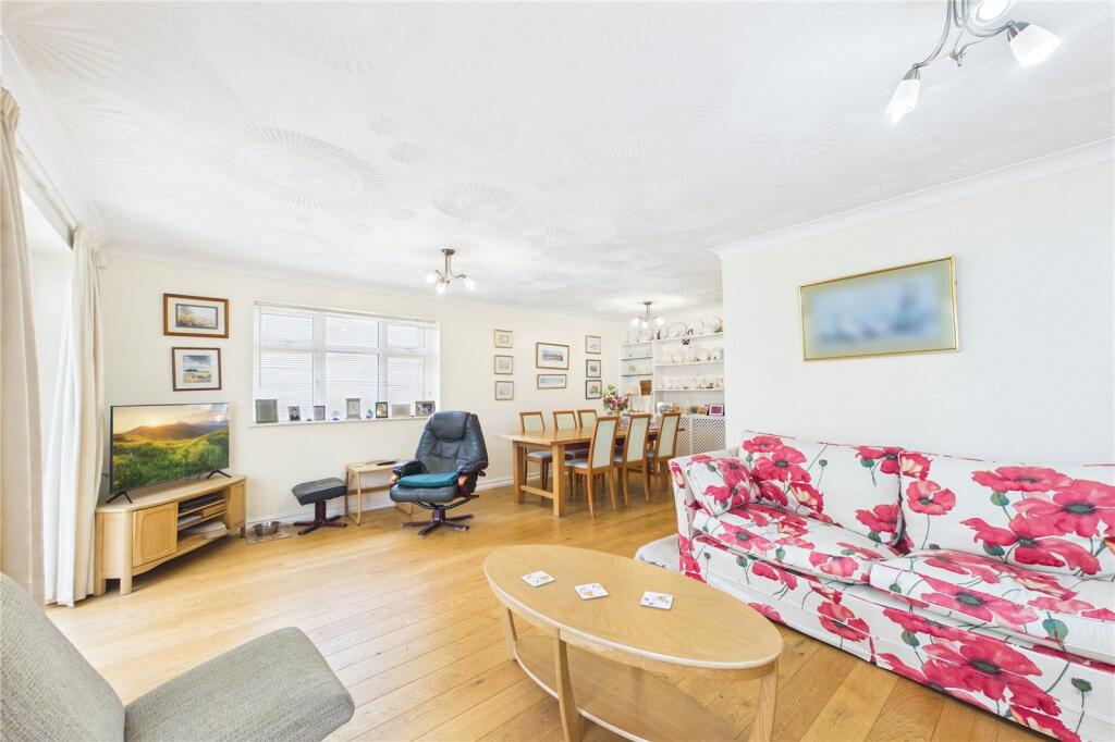 House in Basingstoke and Deane, Winklebury - View 4