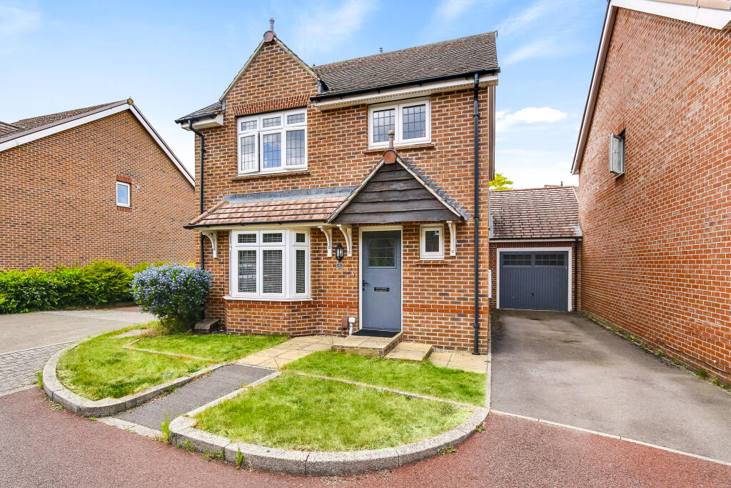 Main image of property: Flycatcher Keep, Bracknell, RG12