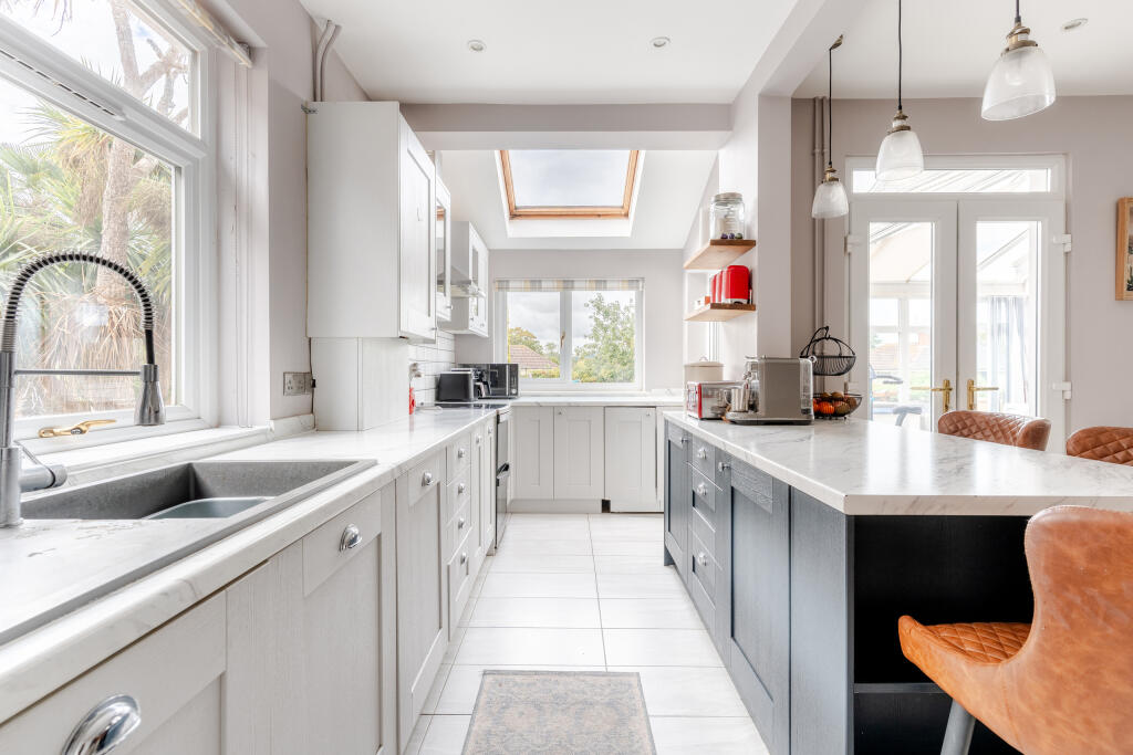 House in Bristol, Shirehampton - View 4