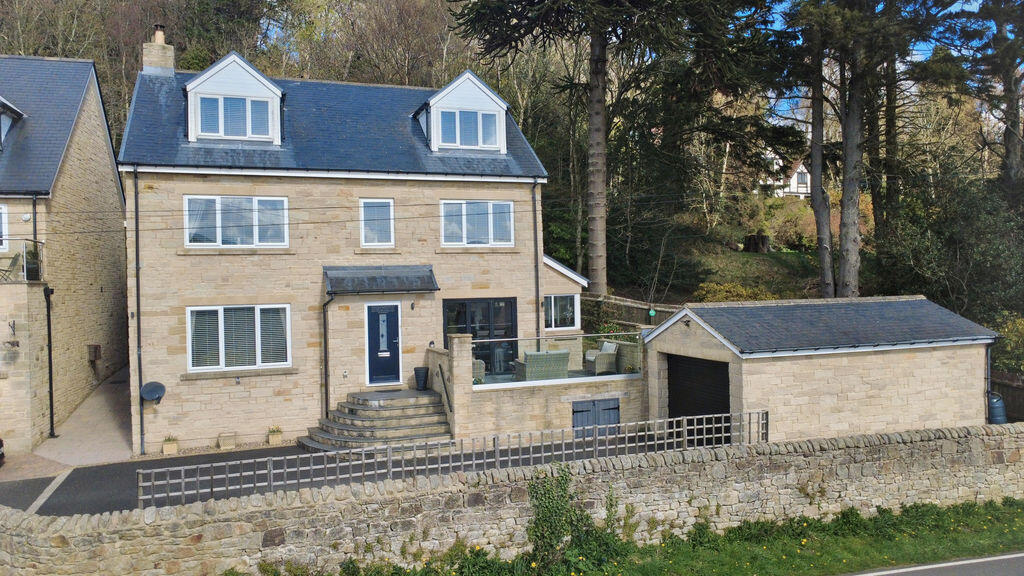 Harefields, Hillside West
