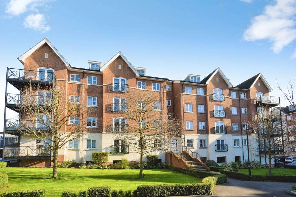 Main image of property: Viridian Square, Aylesbury, HP21