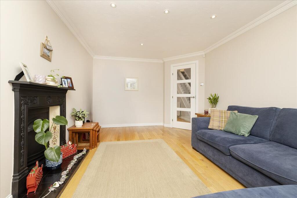 1 Harmony Street, Bonnyrigg, EH19 photo 4