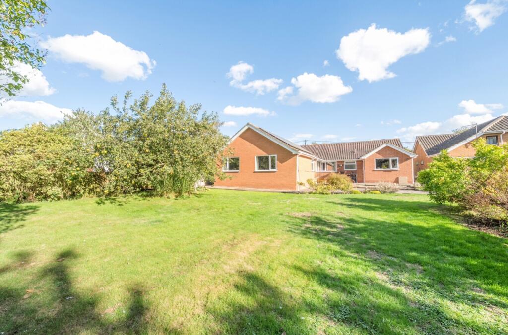 House in West Lindsey, Scothern CP - View 5