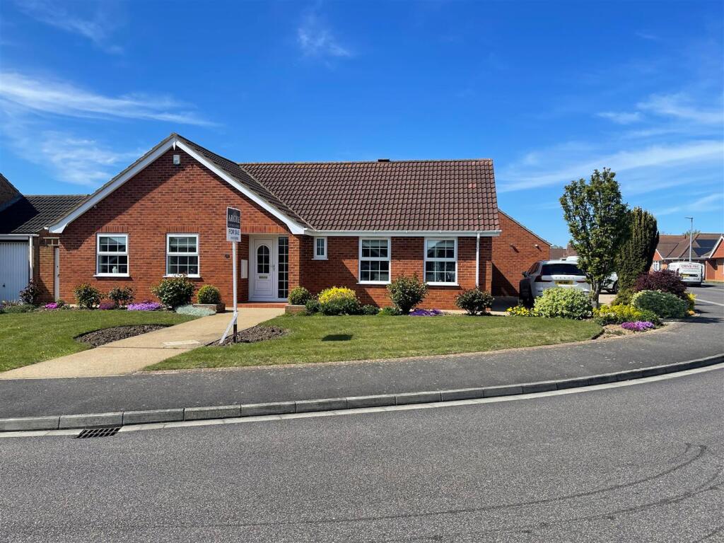 3-bed detached on Cattistock Road, Cleethorpes, £379,500