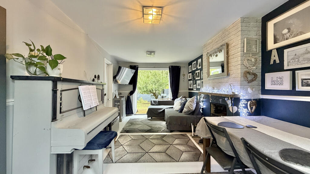 House in Taunton - View 3