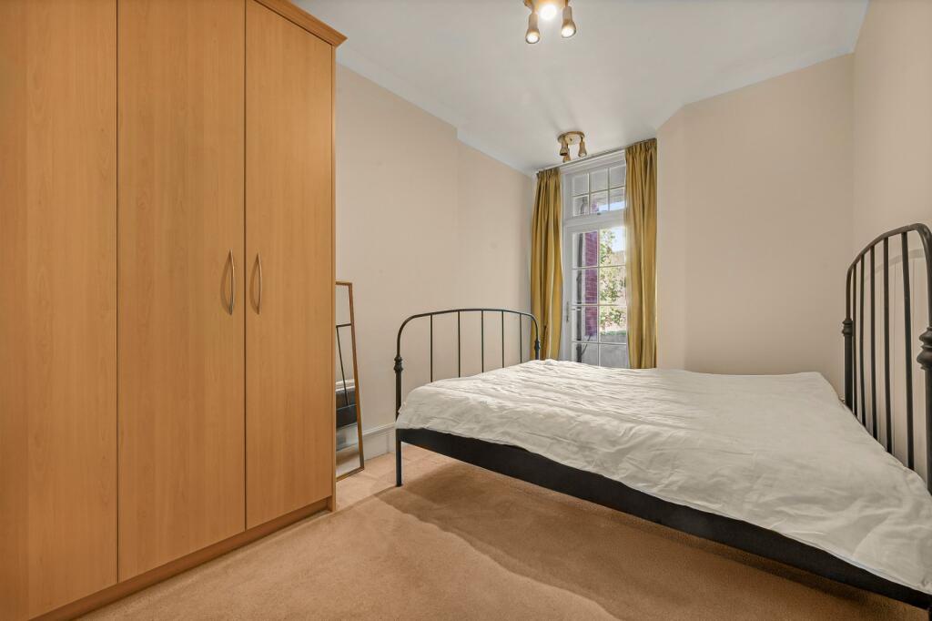 Apartment in London - View 4