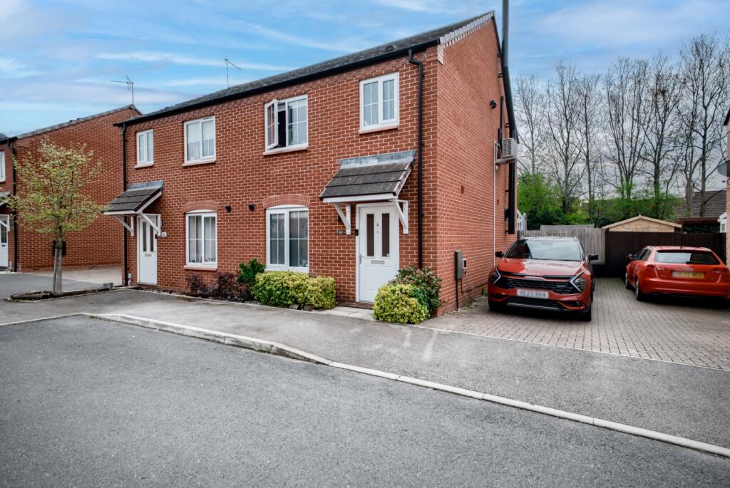 Main image of property: Rowan Place, Bidford-on-Avon, B50