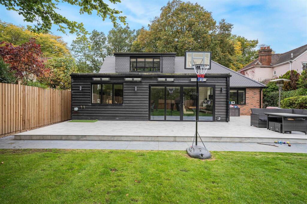 House in Stevenage - View 4