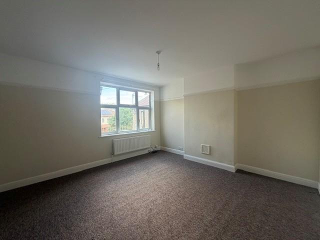 Apartment in Croydon - View 4