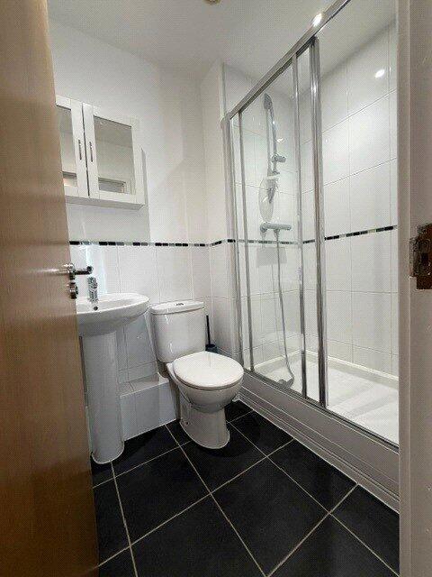 Apartment in Watford - More
