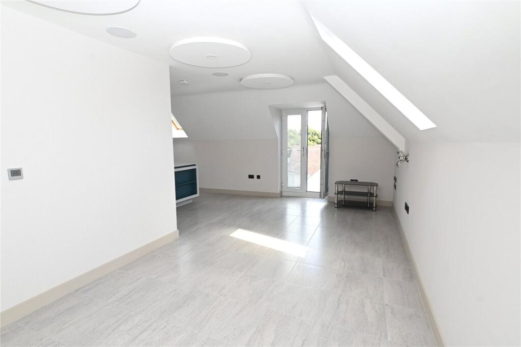 Apartment in Birmingham - More