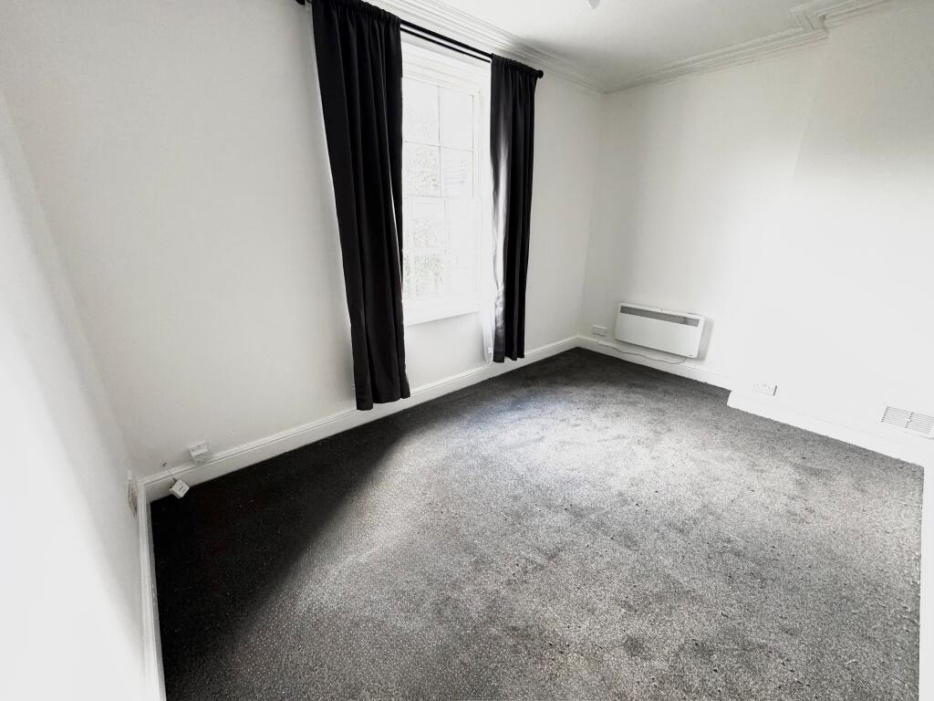 Apartment in Coventry - View 3