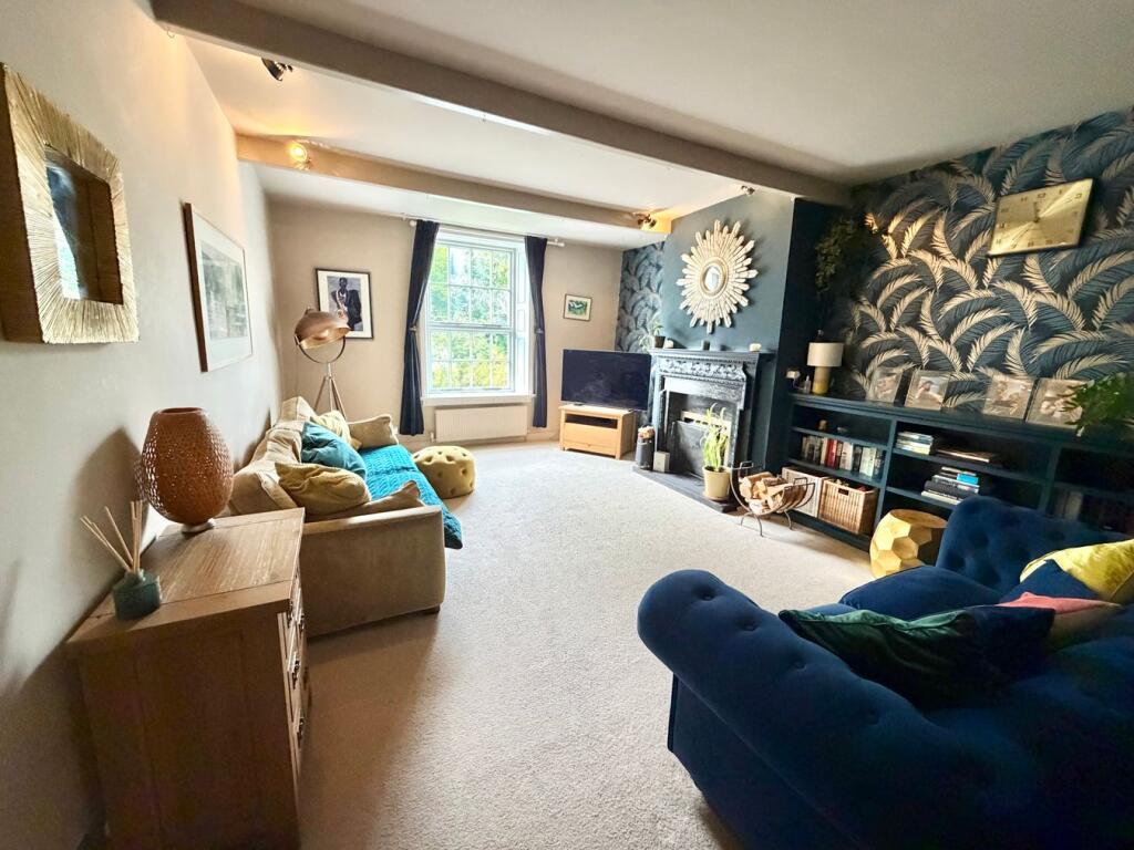 House in Bradford - View 5