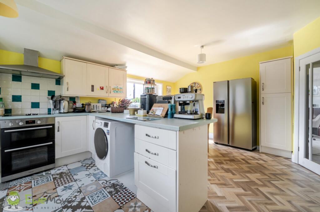 House in Aldermaston Wharf, Padworth - View 4