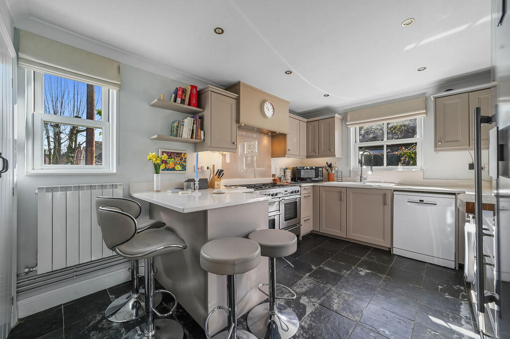 House in Braintree, Bures Hamlet - View 5