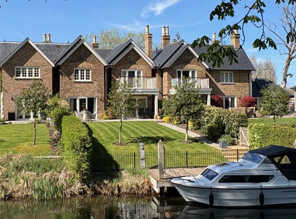 Main image of property: Glen Island, Taplow, Maidenhead, SL6