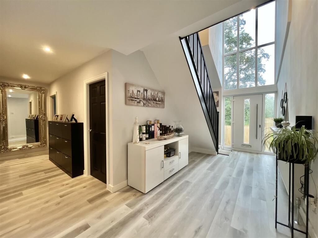 House in Stockport - View 2