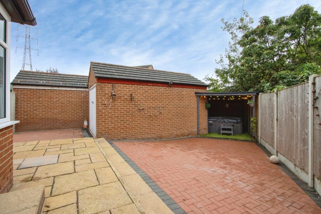 House in Wakefield - View 4