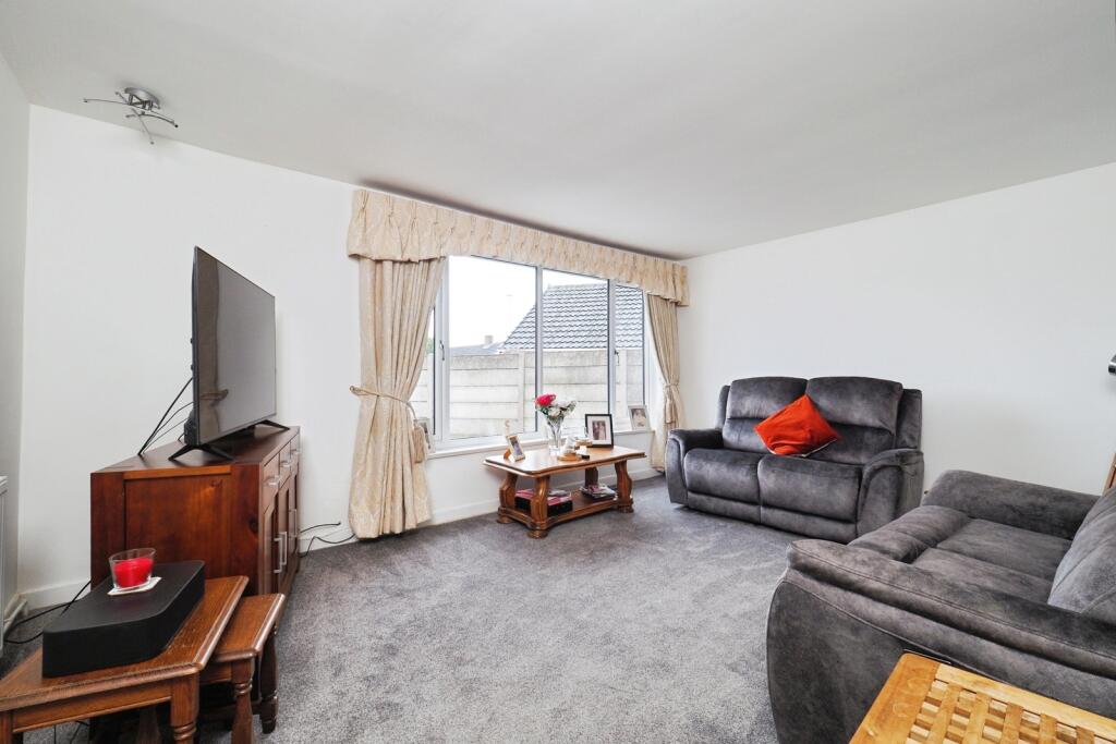Leen Drive, Hucknall, Nottingham, Nottinghamshire, NG15 - View 4
