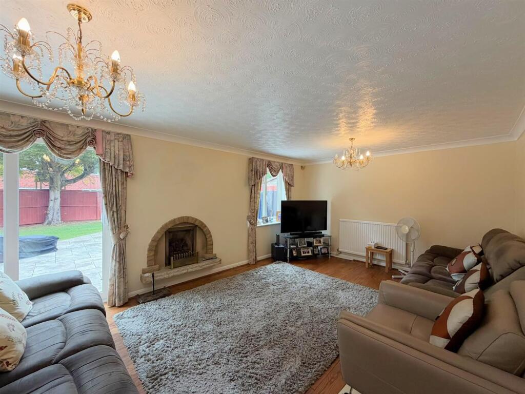 House in Blaby, Leicester Forest East - View 5