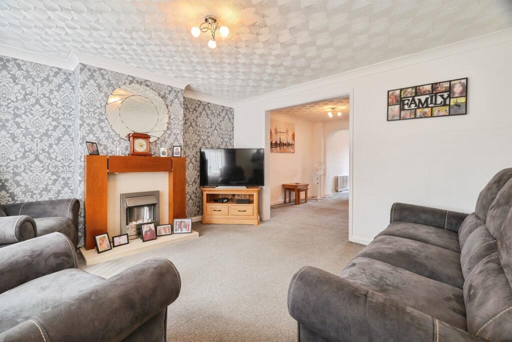 House in Billingham, Stockton-on-Tees - View 2