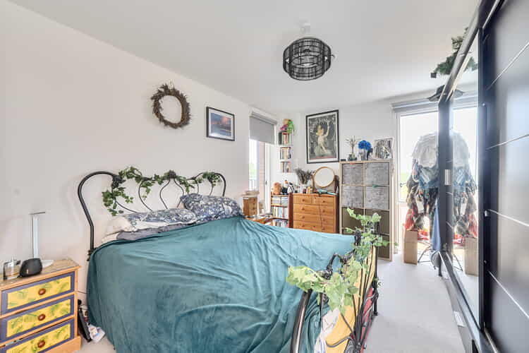 Apartment in St Albans - View 5