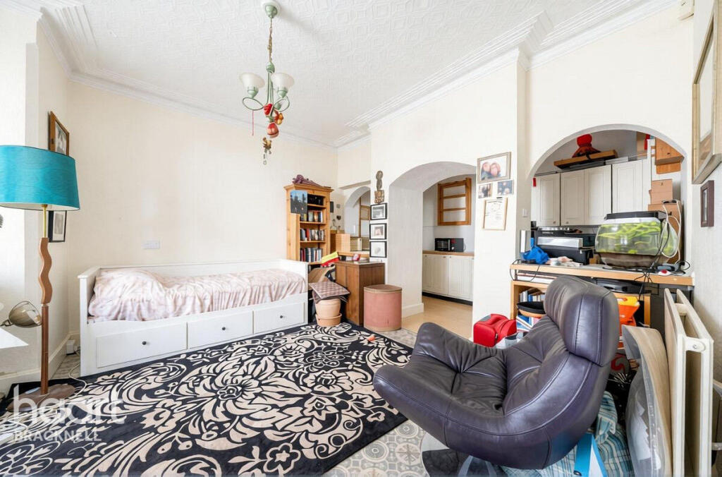 Main image of property: Wokingham Road, Reading