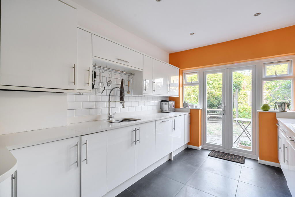 House in Southall - View 5