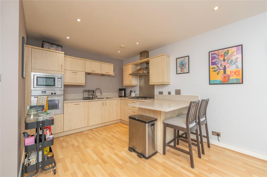 Apartment in Edinburgh - View 5