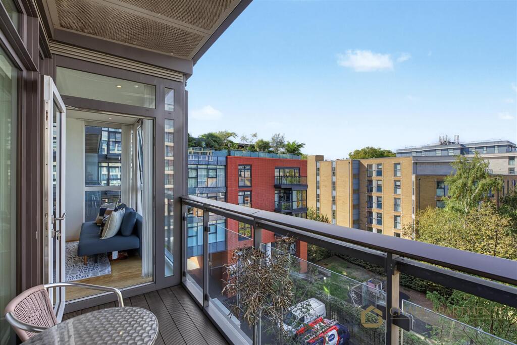 Apartment in London, City of Westminster - View 3
