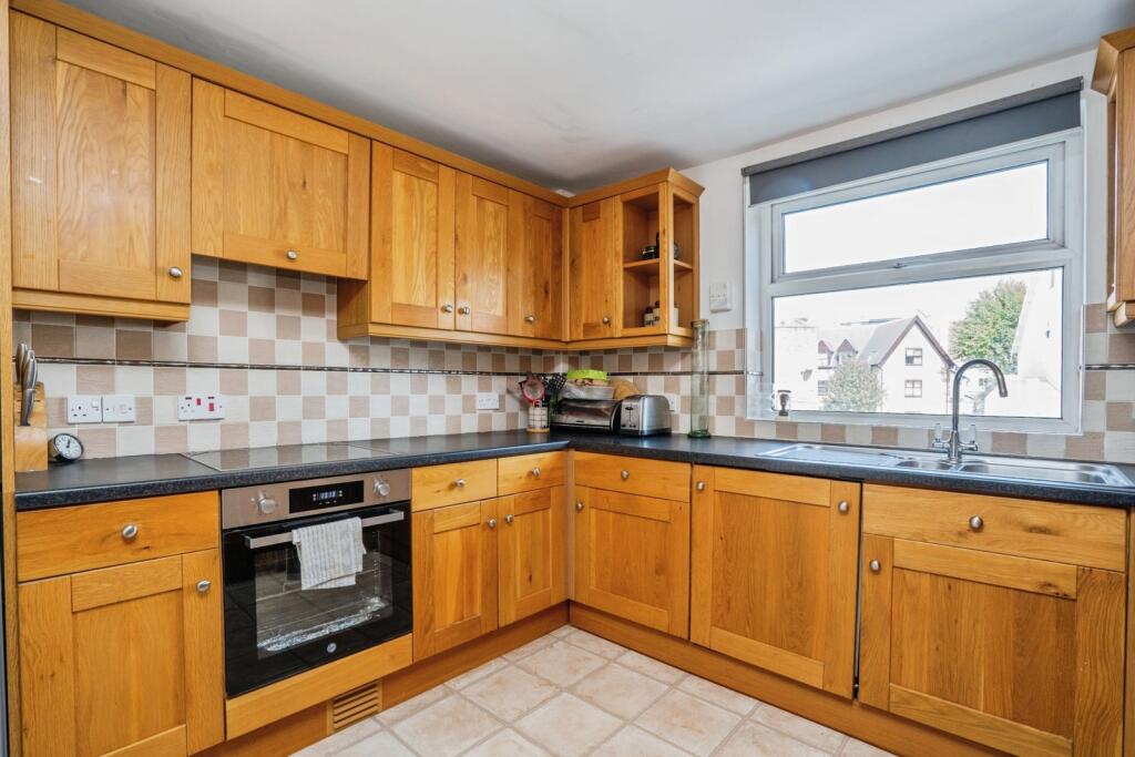 Apartment in Portsmouth - View 4