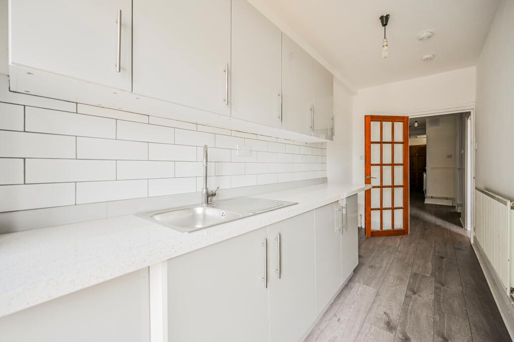 Apartment in London - View 4