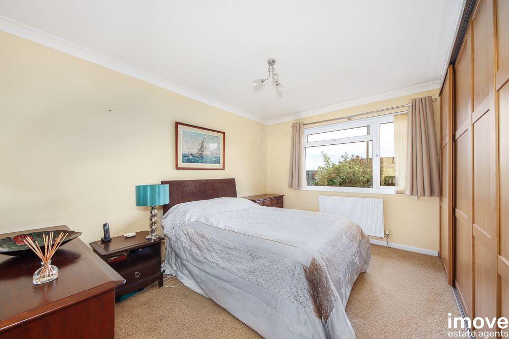 Coker Avenue, Torquay, TQ2 – další