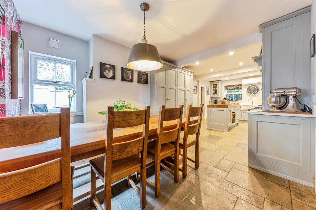 House in Nottingham - View 5