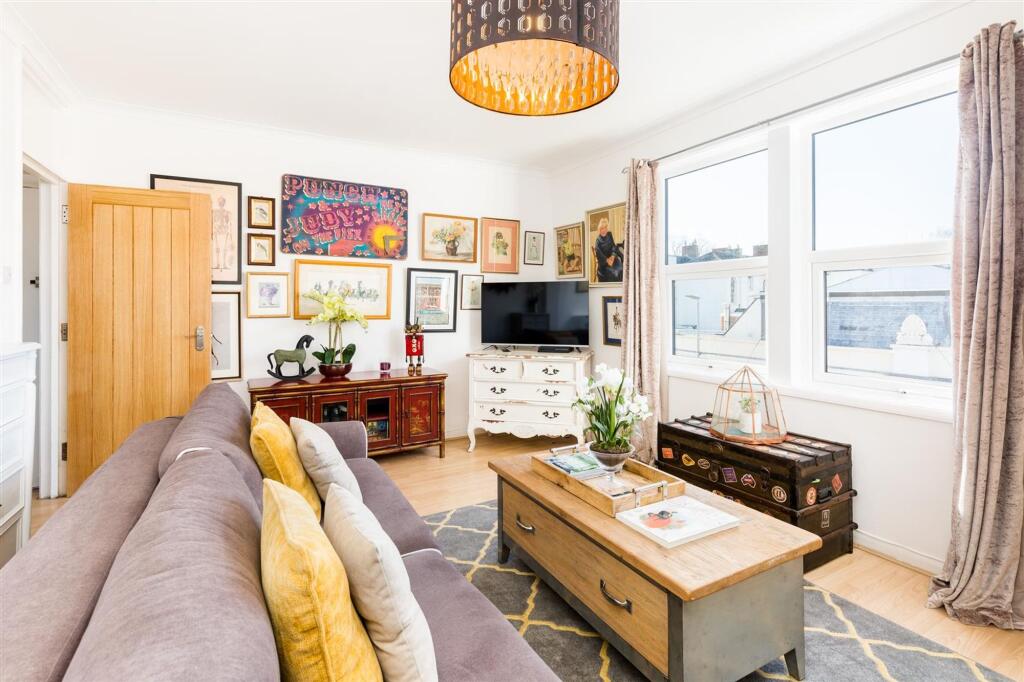 Apartment in Cheltenham, Sandford, Montpellier - View 4