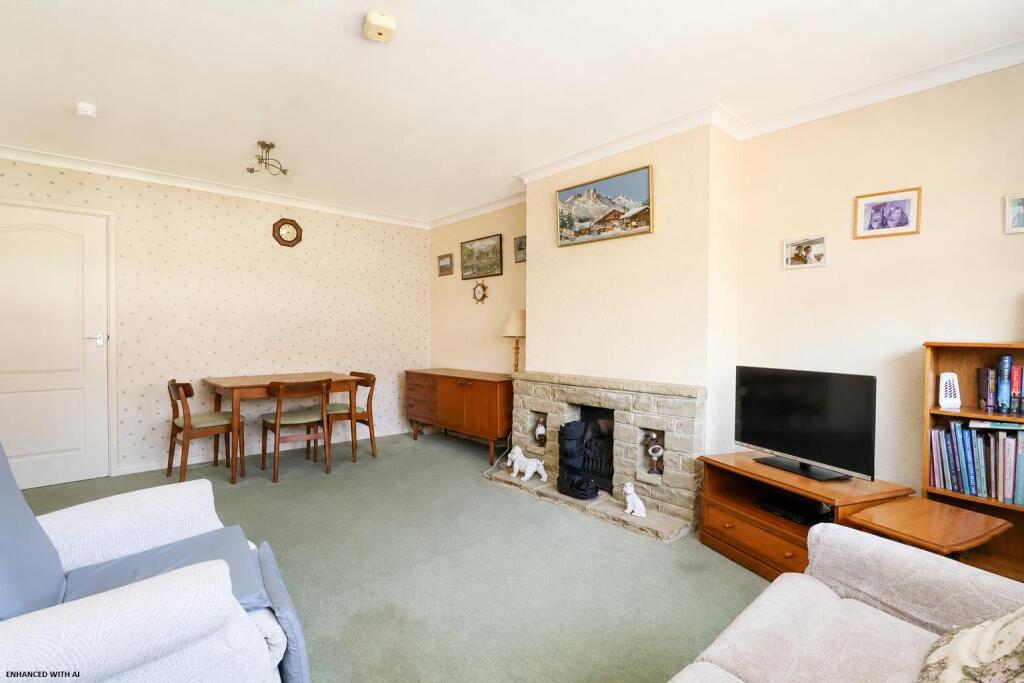 House in Horsham, Roffey, North Horsham - View 3