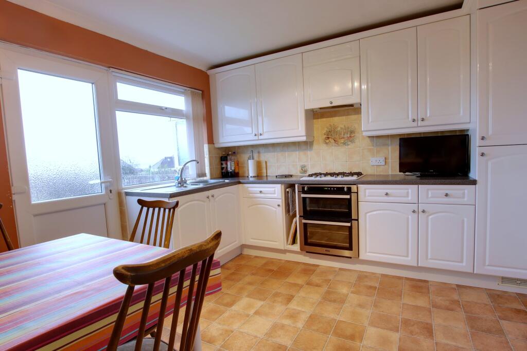 Pentland Rise, Portchester photo 4