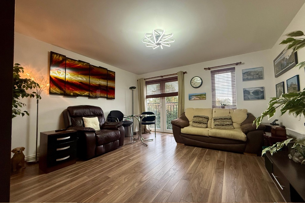 Meadow Way, Caversham, RG4 - View 2