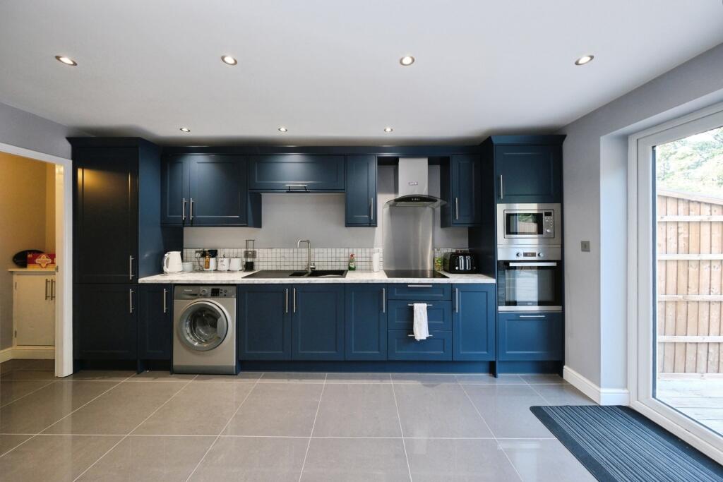 House in Nottingham - View 4