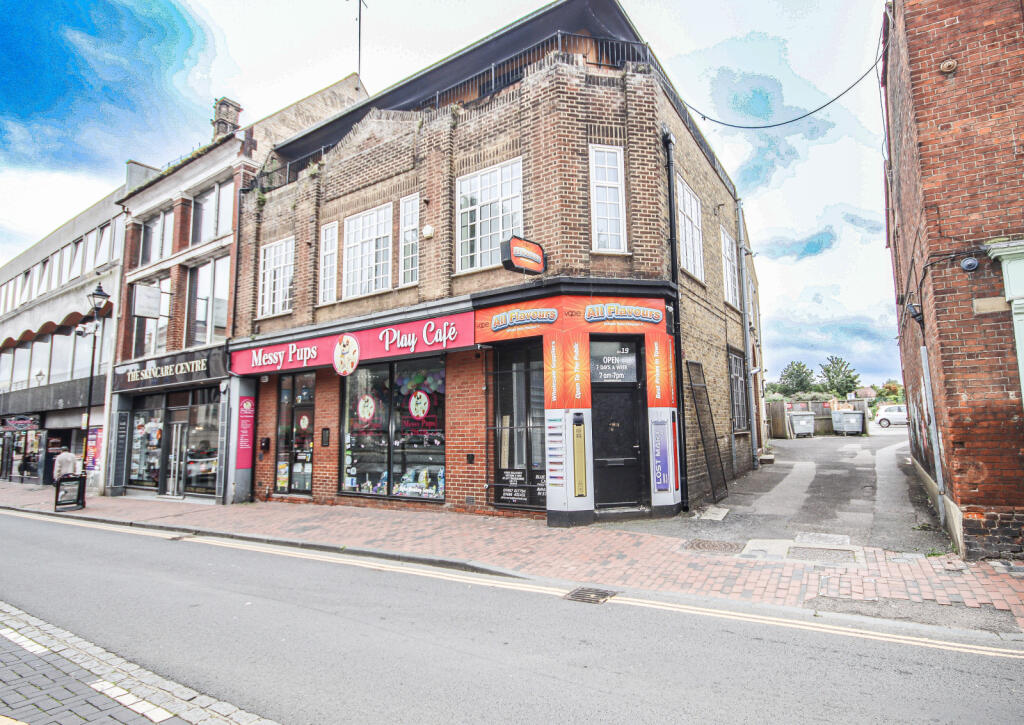 Main image of property: High Street, Sittingbourne, Kent, ME10