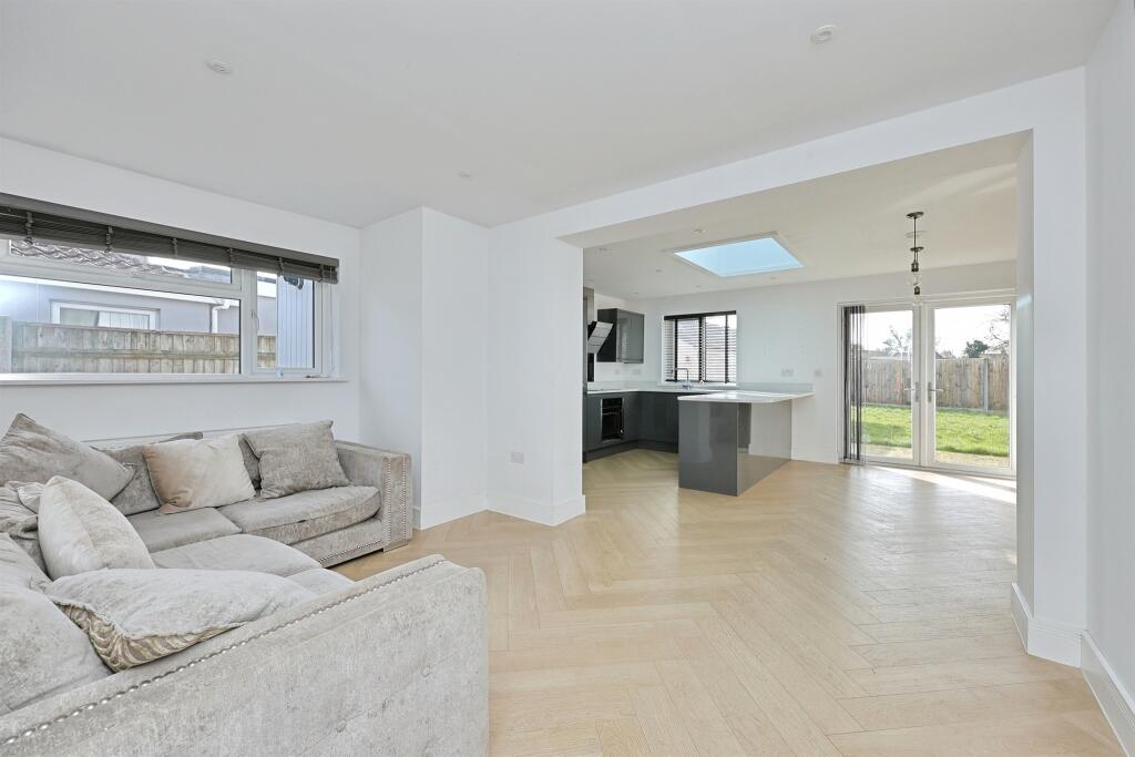 House in Broadland, Sprowston - View 6