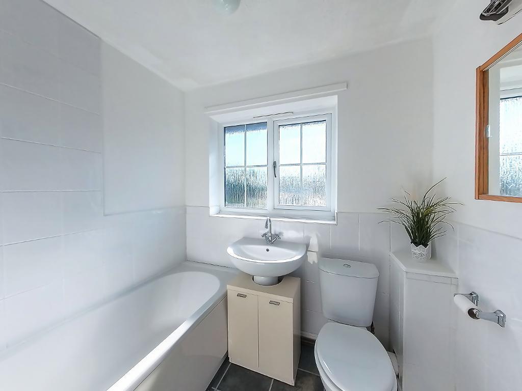 House in Arun, Yapton - More