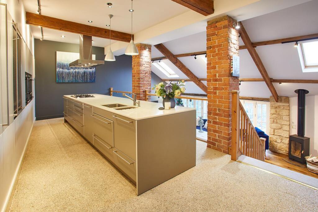 House in Pickering, Newbridge - More