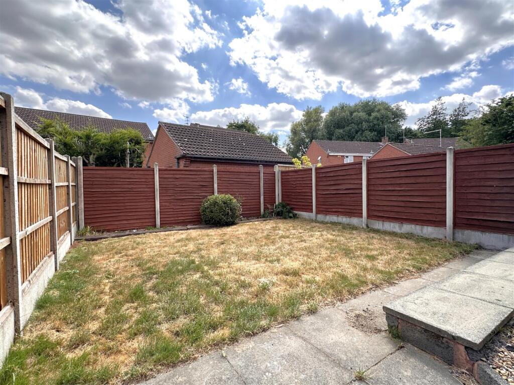 House in Newark and Sherwood, New Balderton, Balderton - View 3