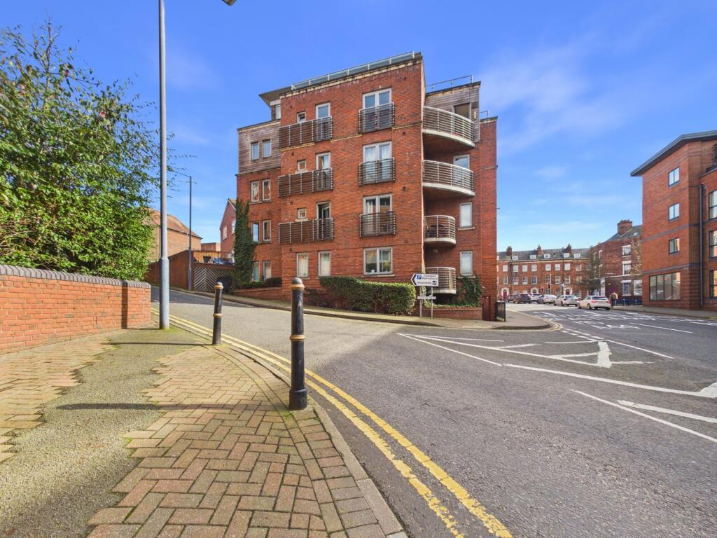 Apartment in Worcester