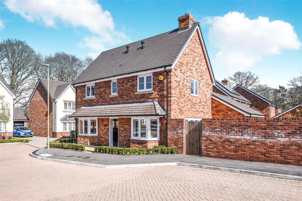 Main image of property: Dartford Rise, Farnborough, Hampshire