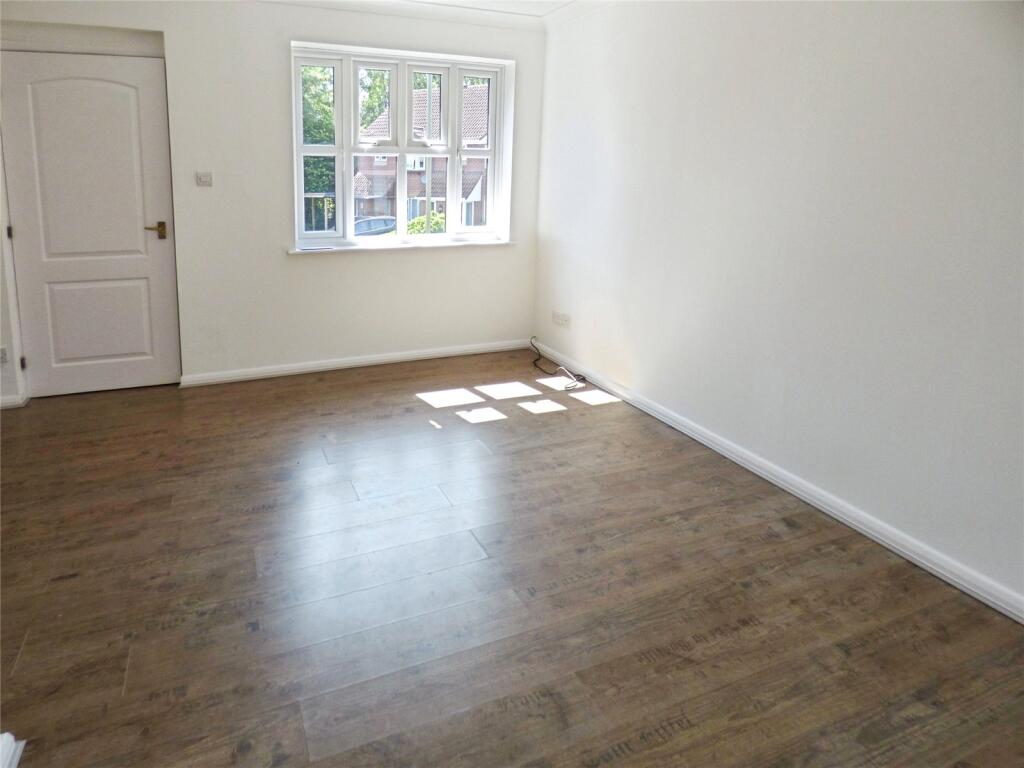 Mallow Road, Hedge End, Southampton photo 5