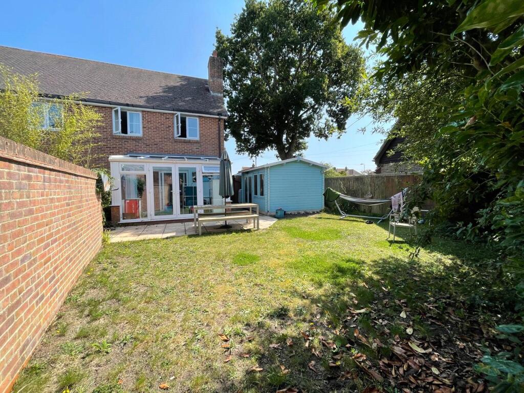 South Street, Pennington, Lymington, SO41 photo 2